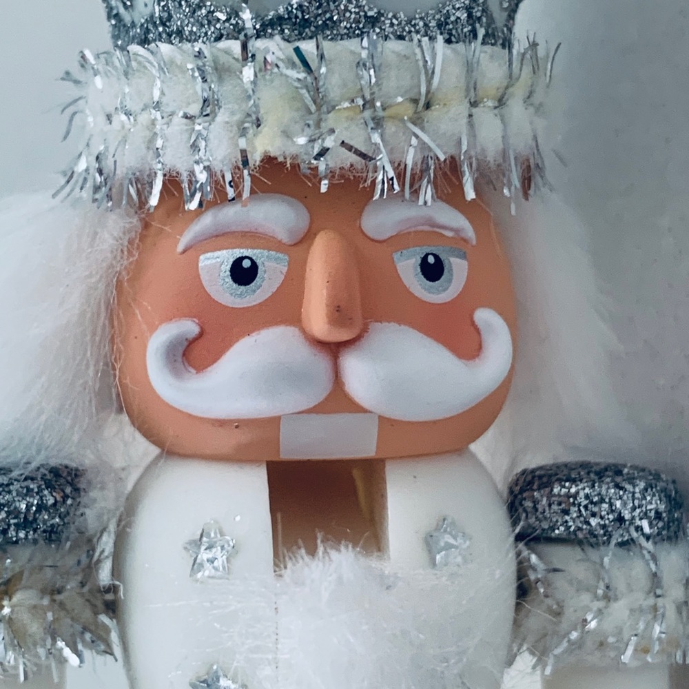 Hallmark 2012 Notable Nutcracker Club Ornament NWT - Picture 7 of 11